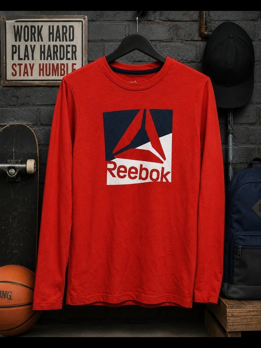 Reebok Red Long Sleeve Cotton T-Shirt Navy Graphic Large
